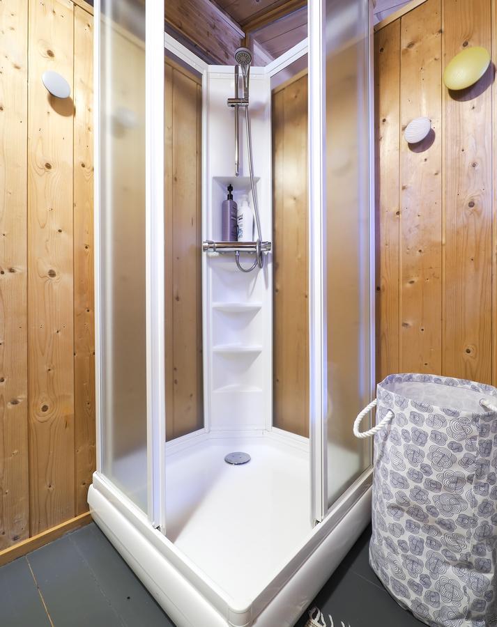 Lovely Cabin In The Capital Area With Hot Tube ฮาฟนาร์ฟโยร์ดัวร์ ภายนอก รูปภาพ